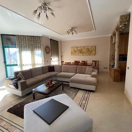 Luxury Center Apartment Tirana Exterior foto