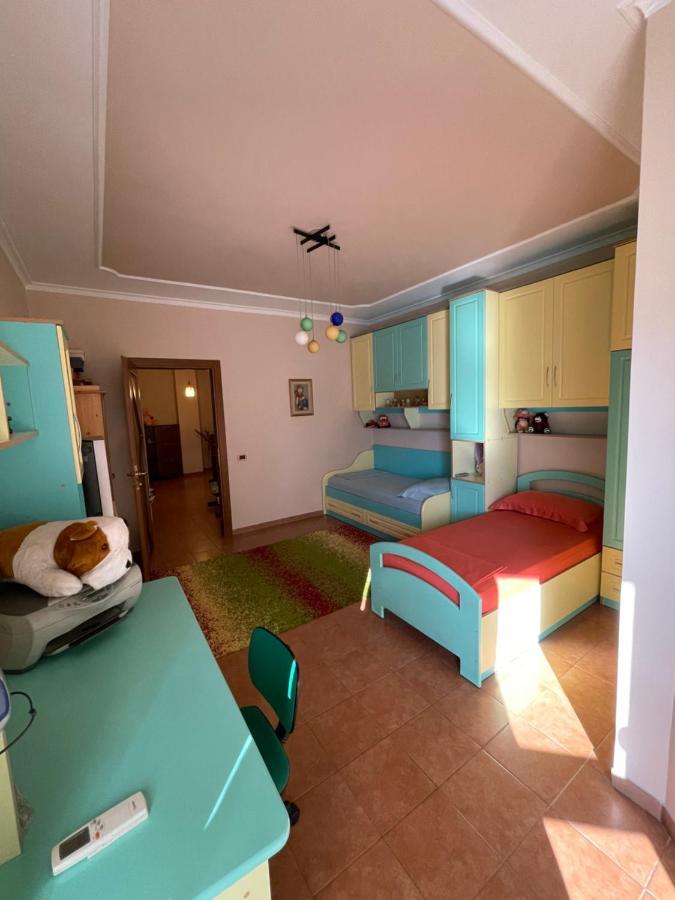Luxury Center Apartment Tirana Exterior foto